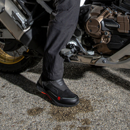 Cizme moto Eleveit STIVALE VENOM WP - Negru